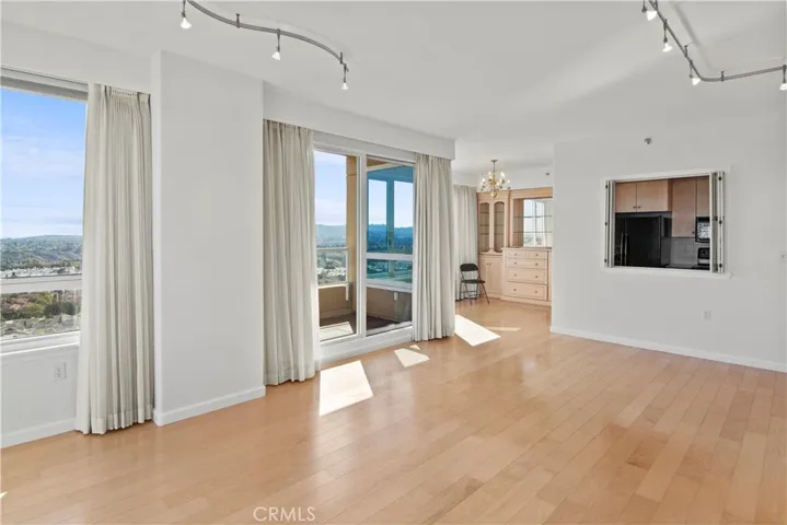 3890 Nobel Drive 1705, San Diego, California 92122