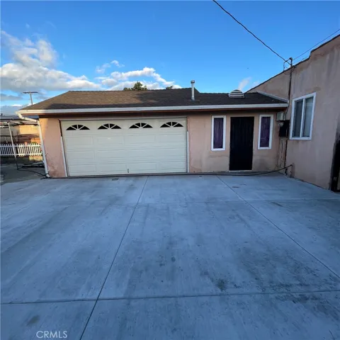 1523 E 83rd Street, Los Angeles, California 90001