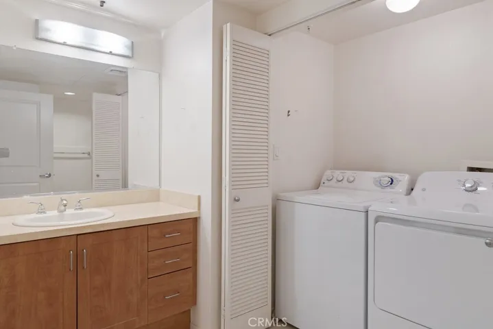 267 S San Pedro Street 310, Los Angeles, California 90012