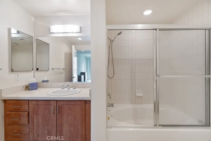 267 S San Pedro Street 310, Los Angeles, California 90012