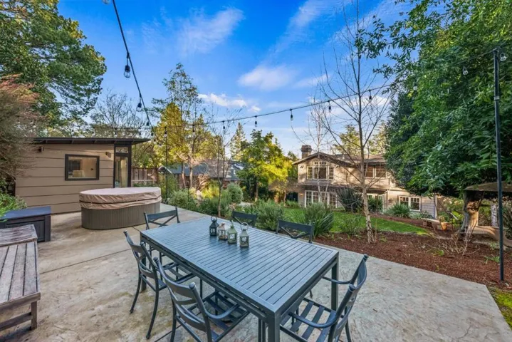 16675 Madrone Avenue, Los Gatos, California 95030