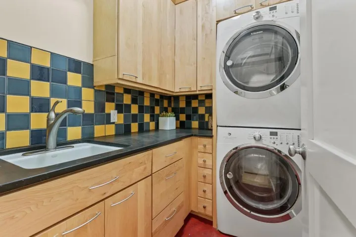 16675 Madrone Avenue, Los Gatos, California 95030
