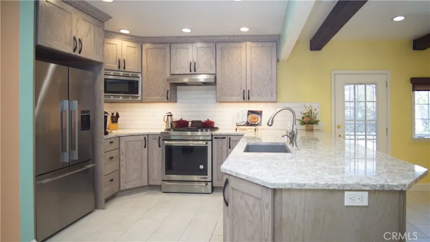 895 Patterson Road, Santa Maria, California 93455