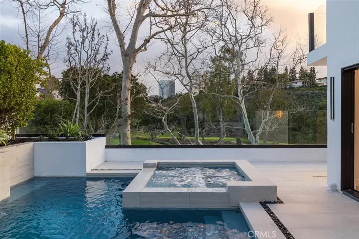 7 Rue Villars, Newport Beach, California 92660