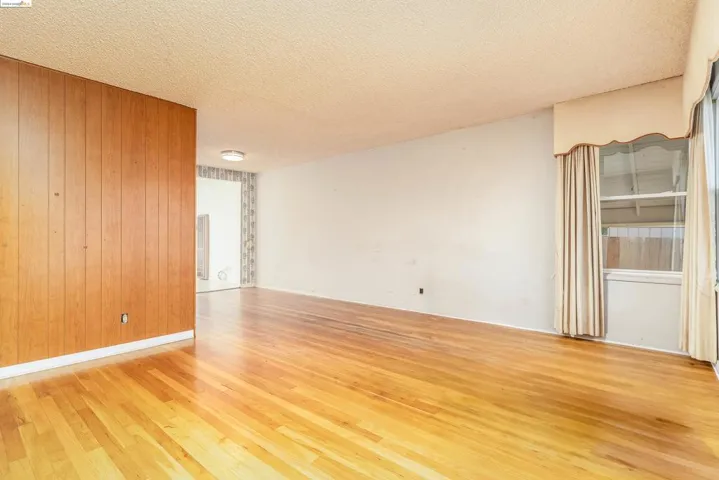 93 Atherton Ave, Pittsburg, California 94565