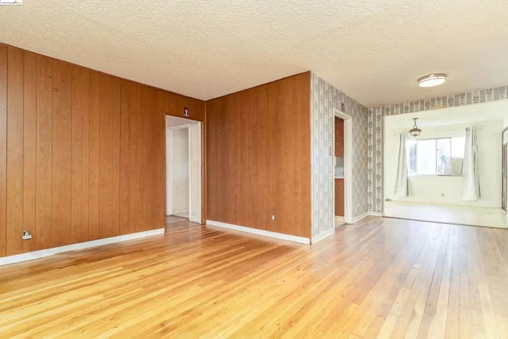 93 Atherton Ave, Pittsburg, California 94565
