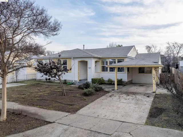 93 Atherton Ave, Pittsburg, California 94565