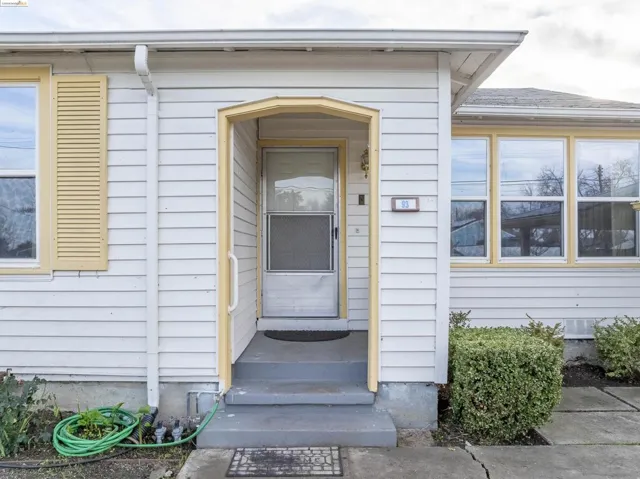 93 Atherton Ave, Pittsburg, California 94565