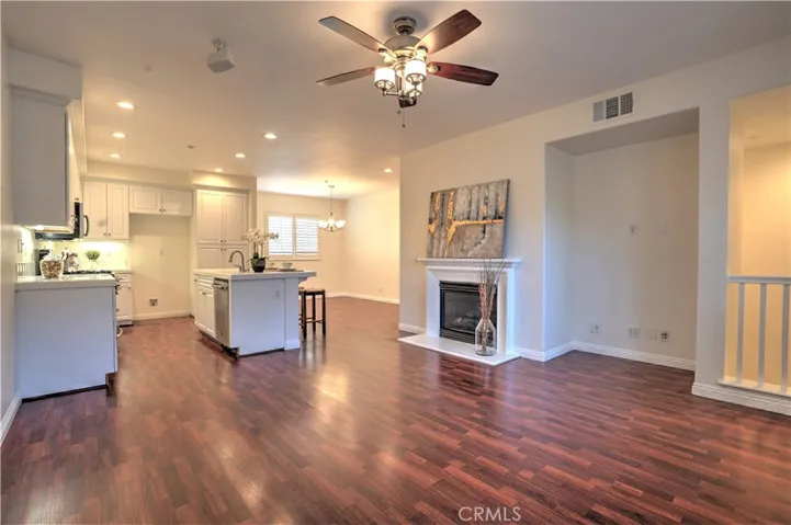 134 Pantheon, Irvine, California 92620