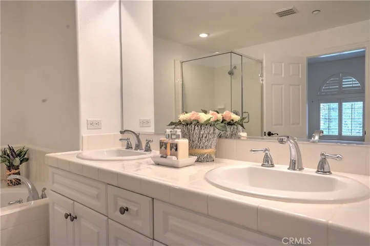 134 Pantheon, Irvine, California 92620