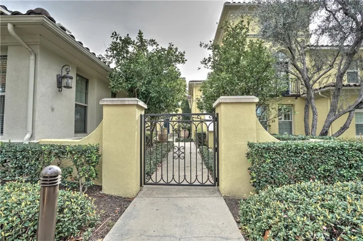134 Pantheon, Irvine, California 92620