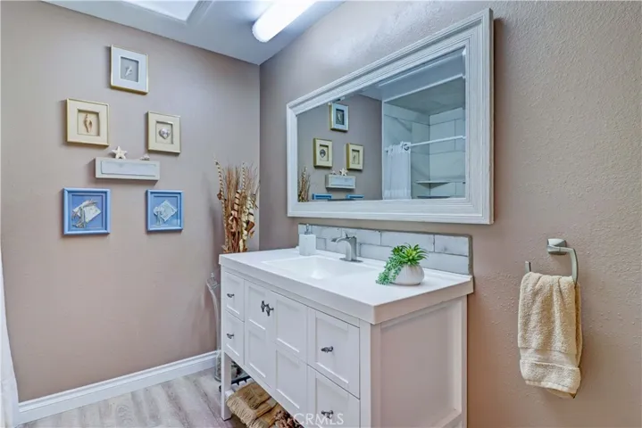Secondary Bath