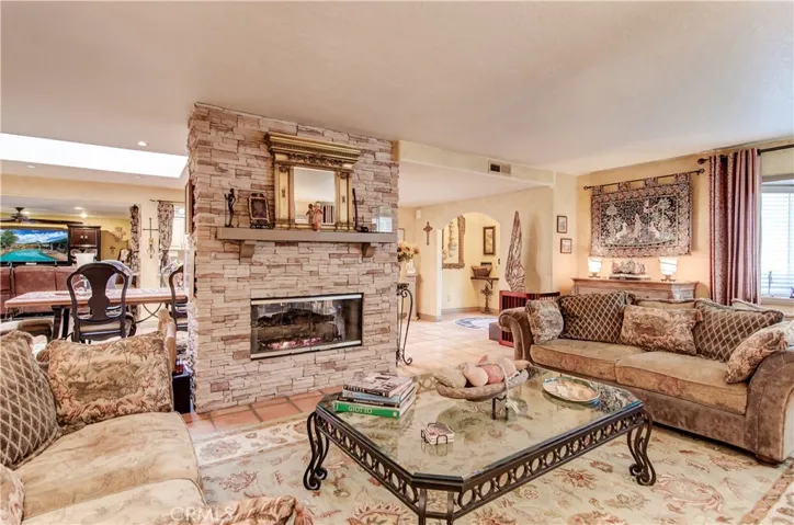 2899 Baker Street, Costa Mesa, California 92626