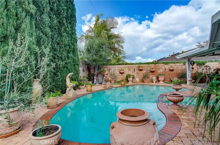 2899 Baker Street, Costa Mesa, California 92626