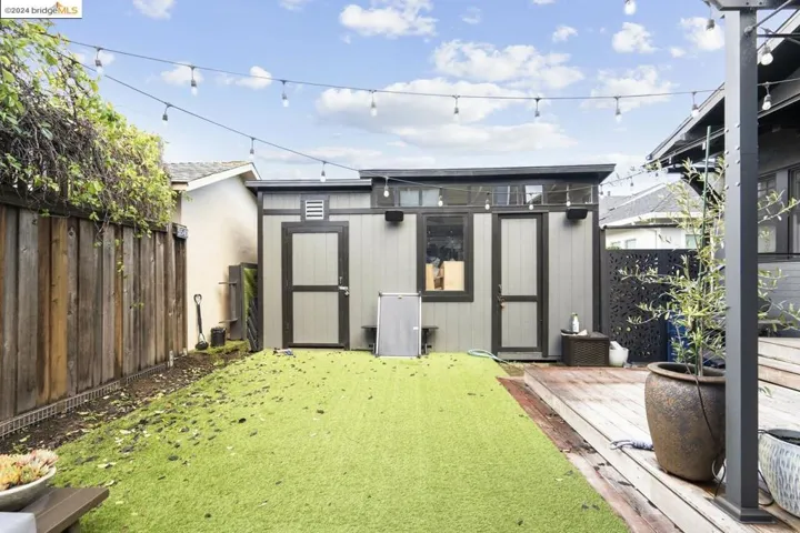 BACKYARD STORAGE SHED