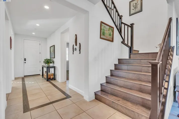 1448 S Bella Vita St, Mountain House, California 95391