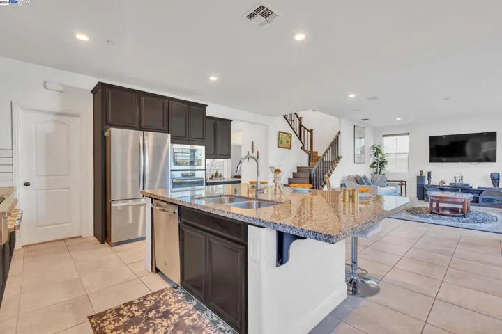 1448 S Bella Vita St, Mountain House, California 95391