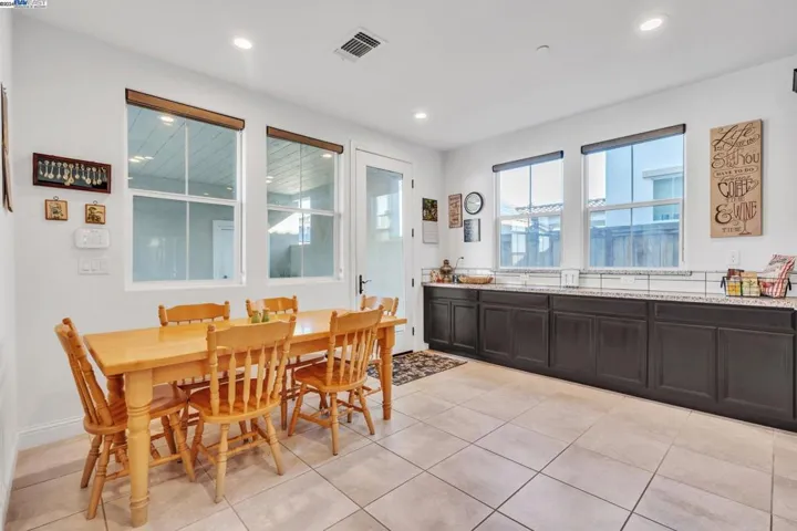 1448 S Bella Vita St, Mountain House, California 95391