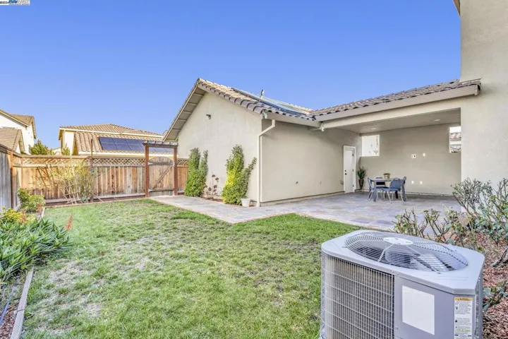 1448 S Bella Vita St, Mountain House, California 95391