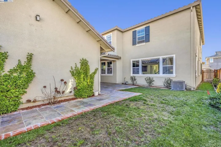 1448 S Bella Vita St, Mountain House, California 95391