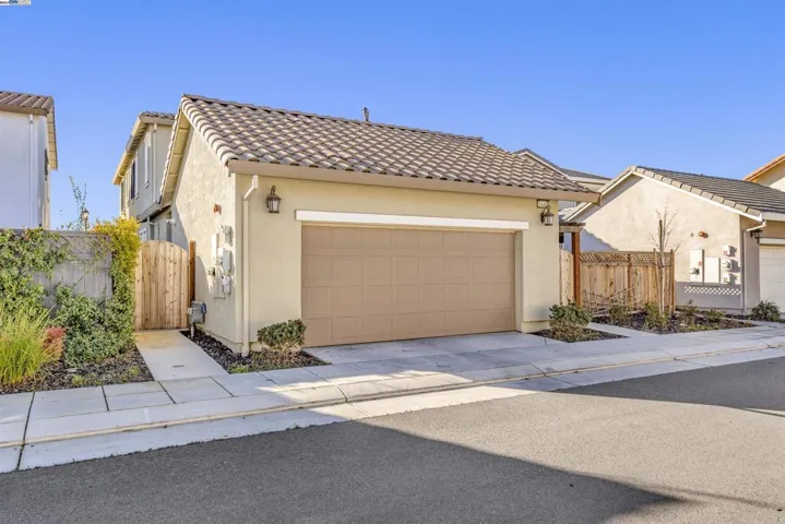 1448 S Bella Vita St, Mountain House, California 95391