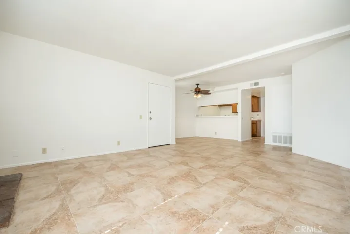 315 Coral Reef Drive 15, Huntington Beach, California 92648