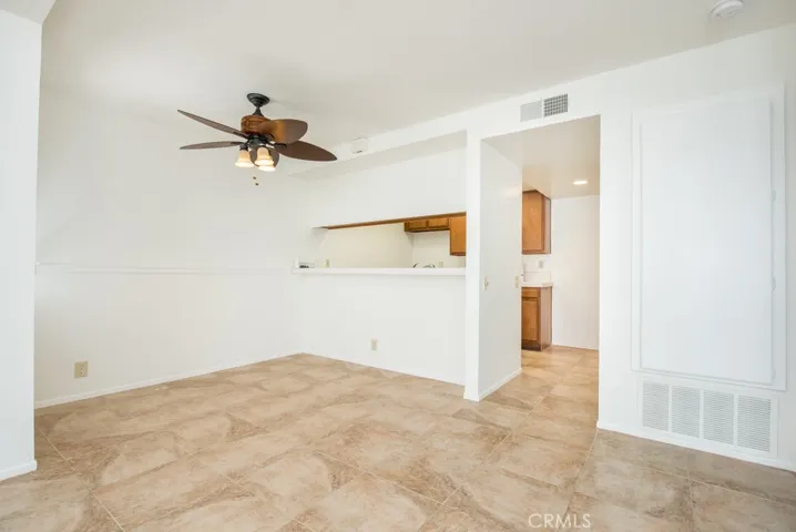 315 Coral Reef Drive 15, Huntington Beach, California 92648