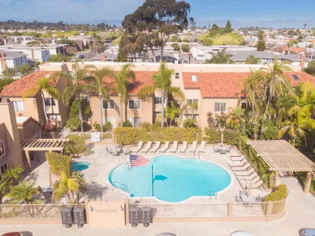 315 Coral Reef Drive 15, Huntington Beach, California 92648