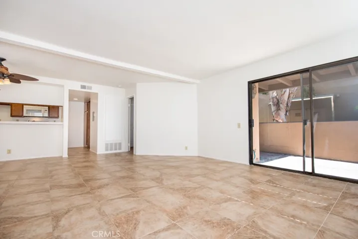 315 Coral Reef Drive 15, Huntington Beach, California 92648