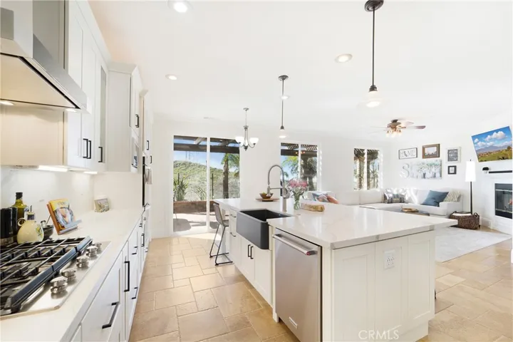 47 Goldbriar Way, Mission Viejo, California 92692
