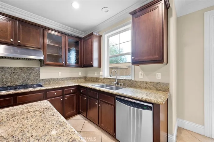 5640 Scharf Avenue, Fontana, California 92336