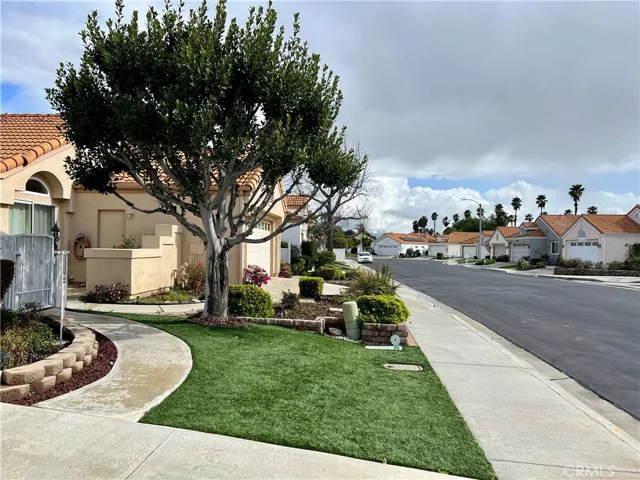 28012 Lemonwood, Menifee, California 92584