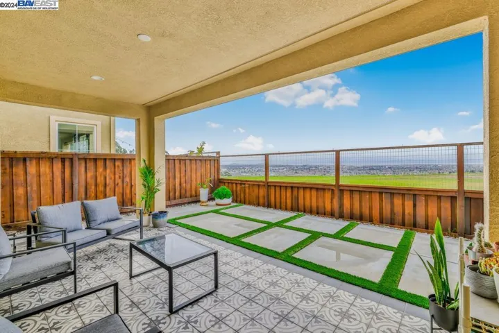 28743 Vista Grande Dr, Hayward, California 94544