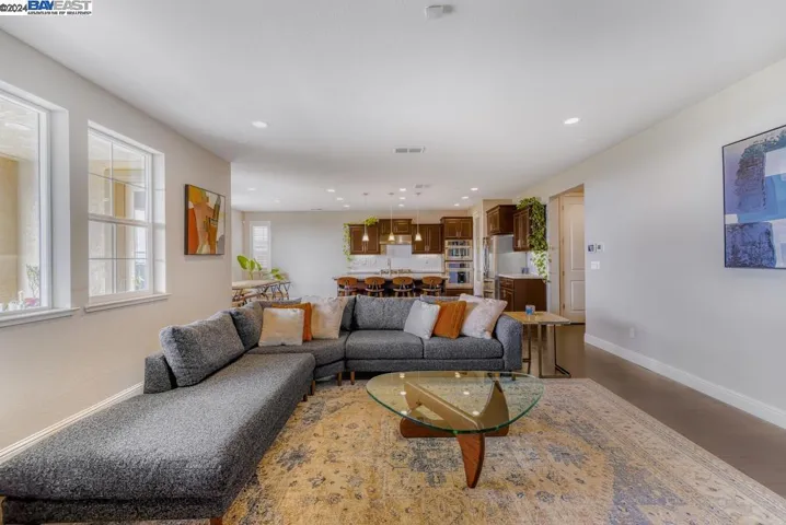 28743 Vista Grande Dr, Hayward, California 94544
