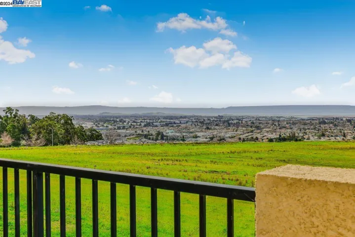 28743 Vista Grande Dr, Hayward, California 94544