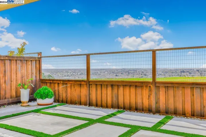 28743 Vista Grande Dr, Hayward, California 94544