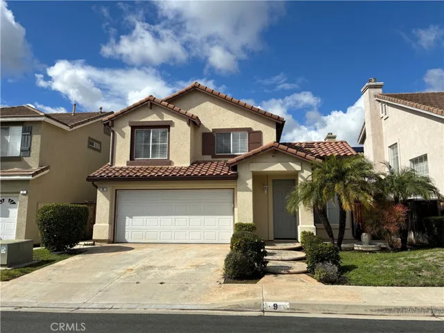 9 Daybreak Lane, Rancho Santa Margarita, California 92688