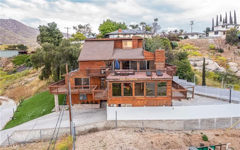 20242 Westpoint Drive, Riverside, California 92507