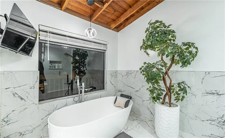 20242 Westpoint Drive, Riverside, California 92507
