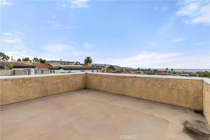 619 N Lucia Avenue N 1, Redondo Beach, California 90277