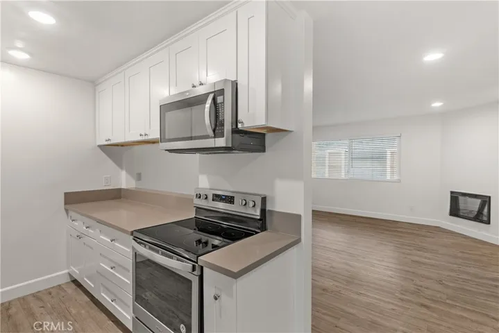619 N Lucia Avenue N 1, Redondo Beach, California 90277