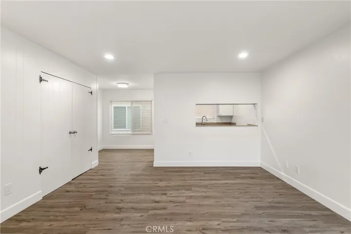 619 N Lucia Avenue N 1, Redondo Beach, California 90277