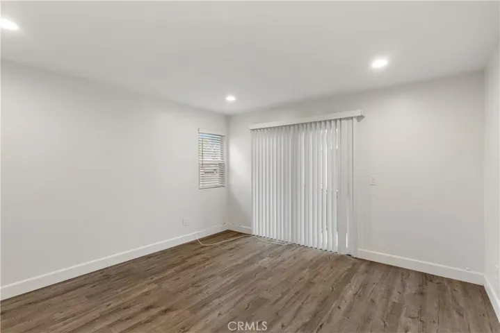 619 N Lucia Avenue N 1, Redondo Beach, California 90277