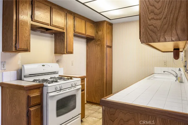 1121 Packers Circle 51, Tustin, California 92780
