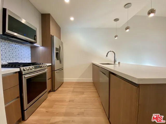 8017 W Norton Avenue 104, West Hollywood, California 90046