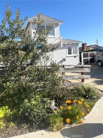 255 Center Street, Laguna Beach, California 92651
