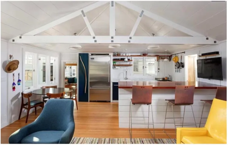255 Center Street, Laguna Beach, California 92651
