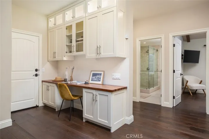 431 Vista Grande, Newport Beach, California 92660