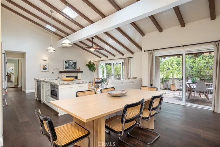 431 Vista Grande, Newport Beach, California 92660