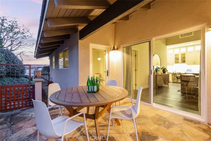 431 Vista Grande, Newport Beach, California 92660